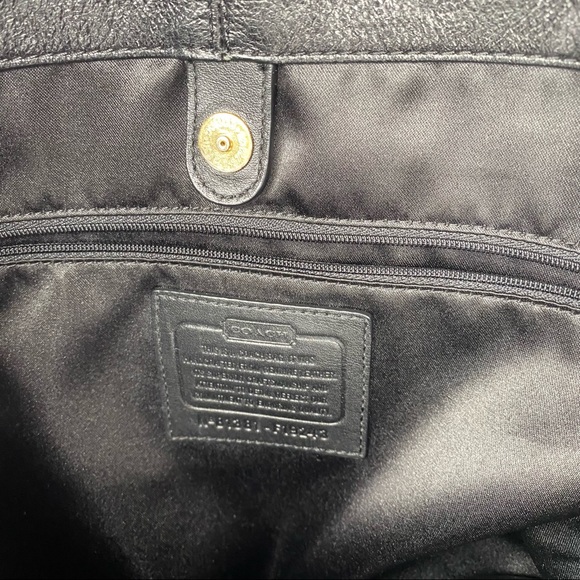 Coach purse - Picture 5 of 8